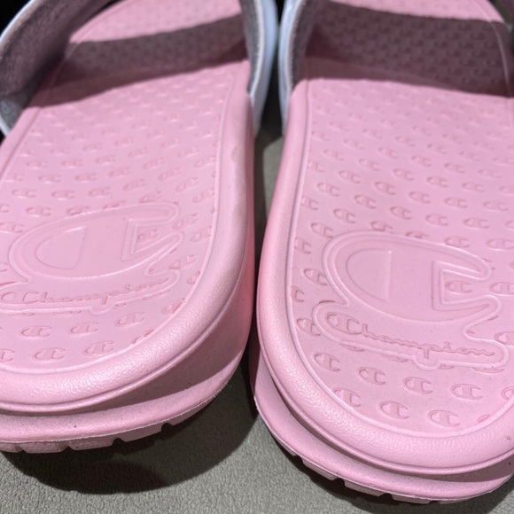 Champion Super Slide Split Script Pink Slides - Picture 12 of 14